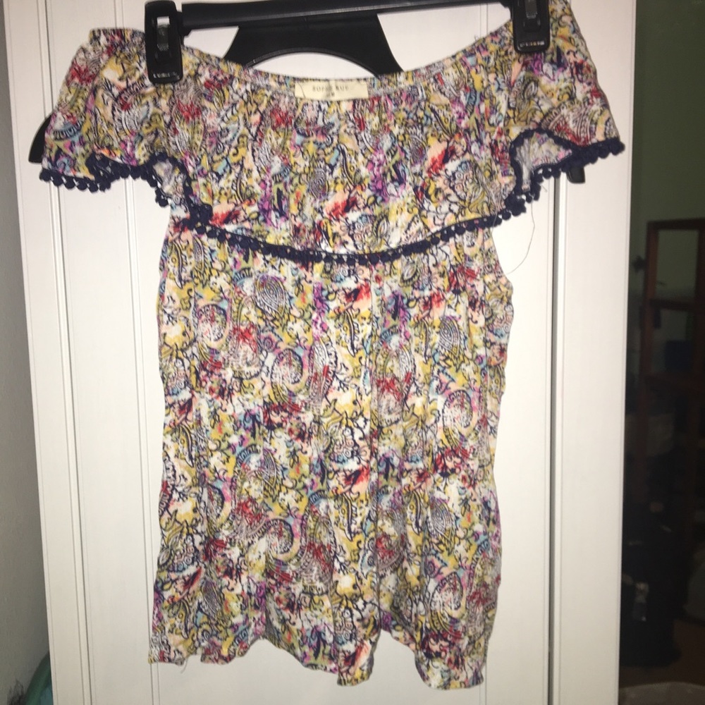off the shoulder shirt